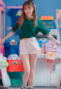 大长腿美女跳超火热舞《BAAM》