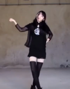 据说这是去年最火的舞蹈，被很多人疯狂模仿，