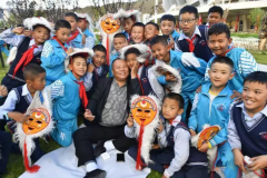 包括藏戏《天籁神韵》、交响乐《青藏高原 多彩哈达》、舞蹈诗《千古绝唱 不