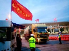 要在属地高速交警的特别监管下就近、短暂通过高速公路