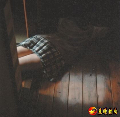 窥探日本校园青春期少女的性萌动