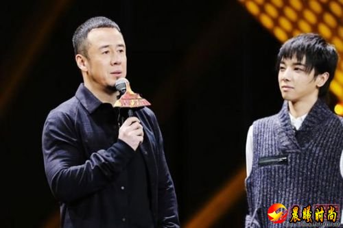 由东方卫视自主原创的大型星素励志音乐节目《天籁之战》第二季半决赛战火再度升级