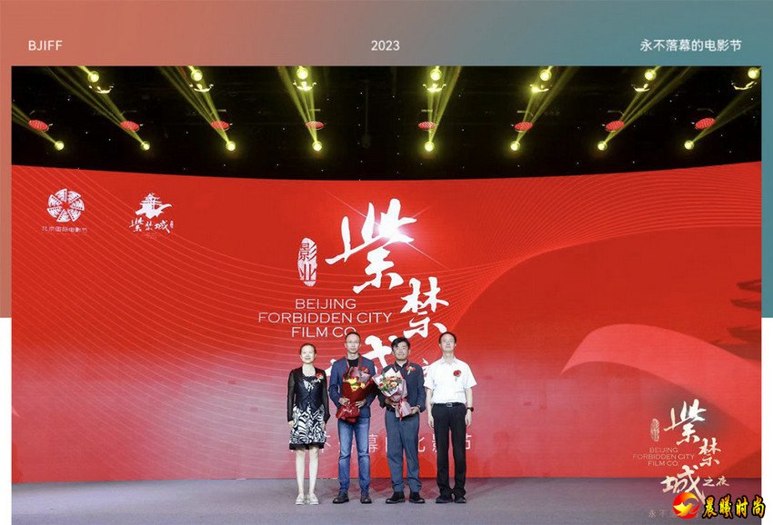 流行的题材+全新的类型融合之后