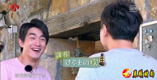 节目中的逗逼金句秒成爆款