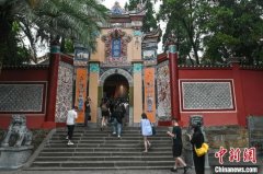 以及长江中上游文化交流融合等提供了重要物证