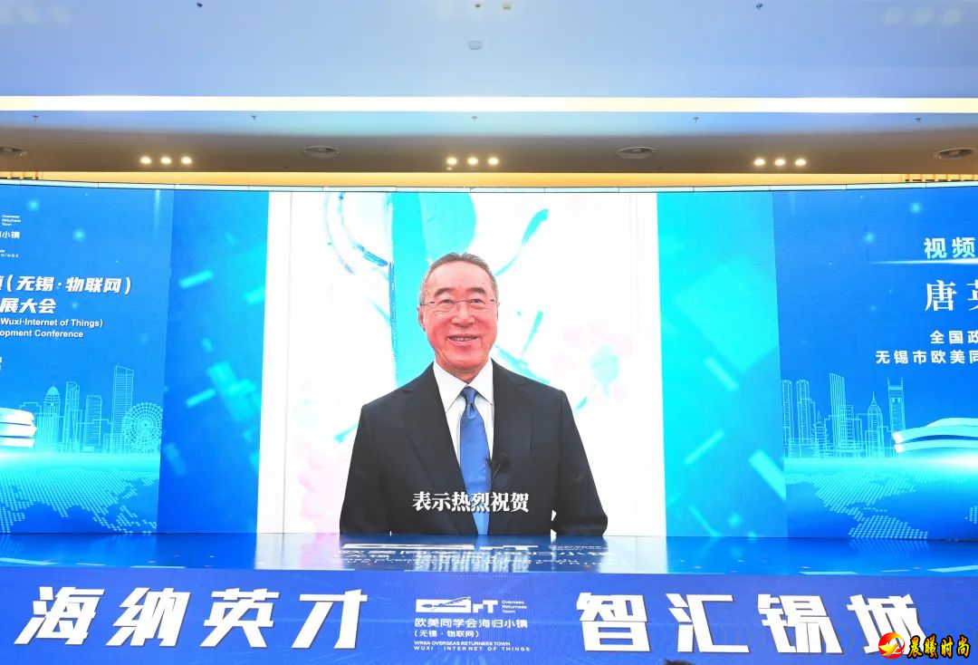  广大留学人员要切实用习近平新时代中国特色社会主义思想凝心聚魂