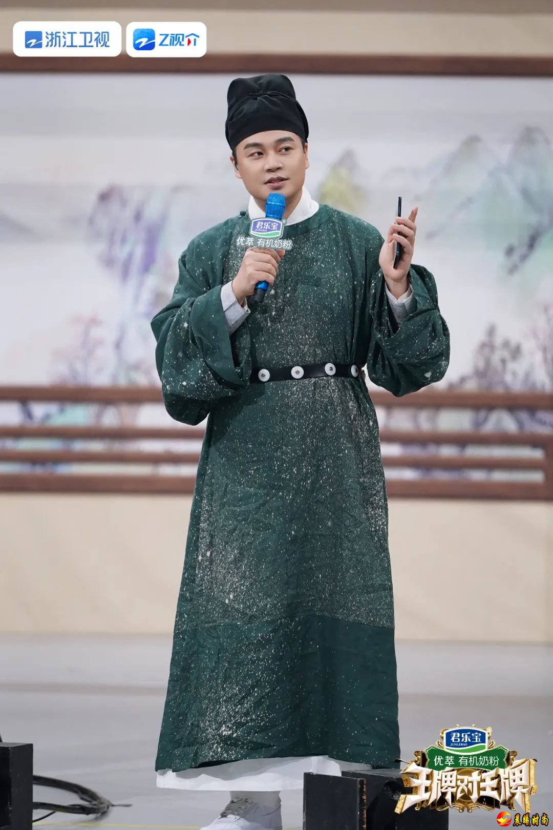 轻巧优美的舞姿令人仿佛看到宋画“复活”