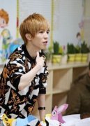  No.9 楊冪 時報頭條數：20 2013年排名：40 排名解讀：和劉愷威相差12歲的戀情去
