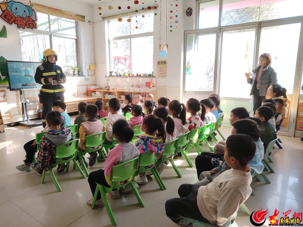 本次活动由青岛西海岸新区文明办主办