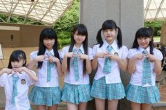 <b>等于是小学6年级的年纪</b>