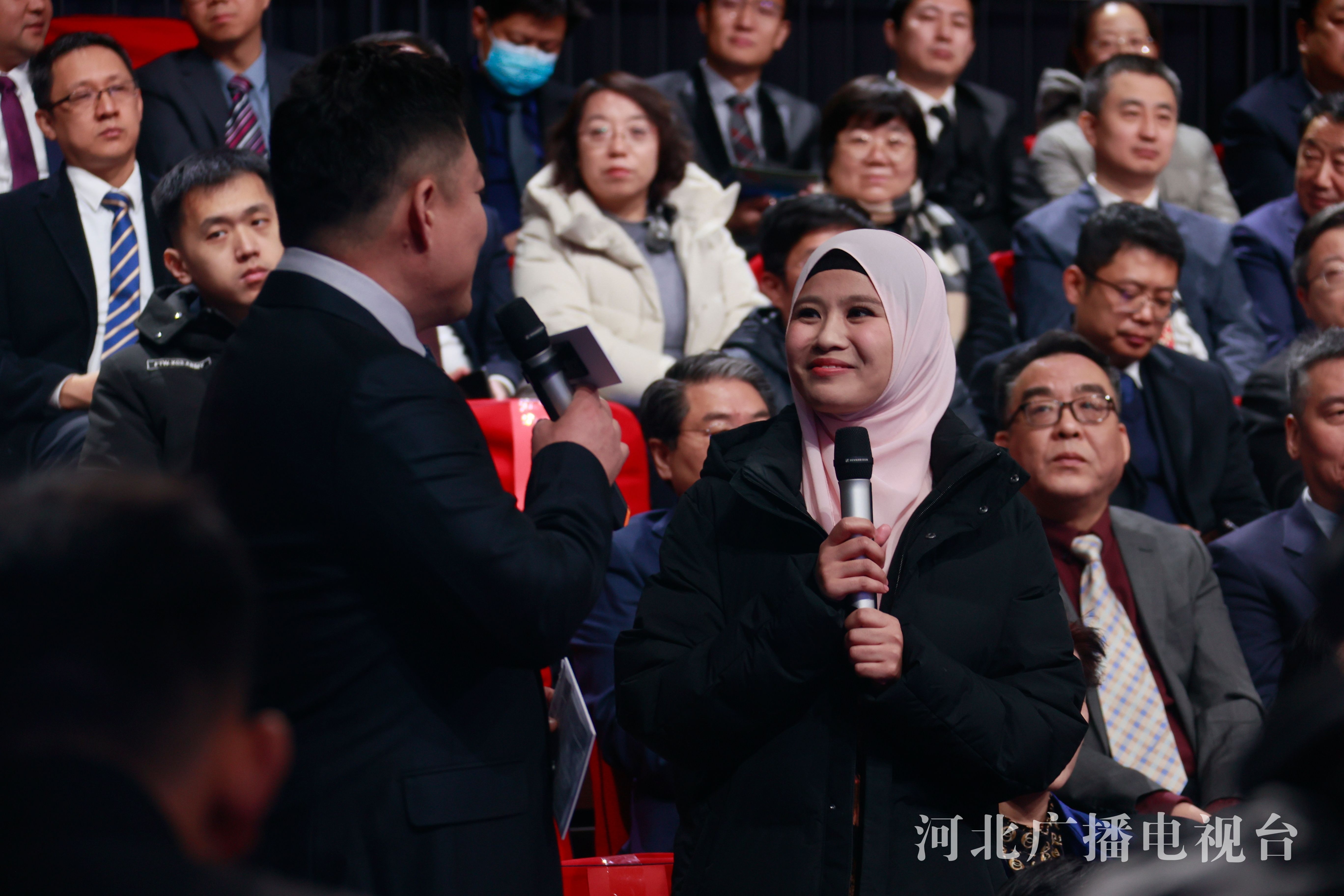 面向世界展现可信、可爱、可敬的中国形象