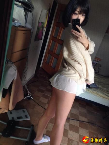 美少女们的各式各样自拍姿势让宅男都兴奋不已了! 前几日日本举行第一届写真偶像自拍选举大赛