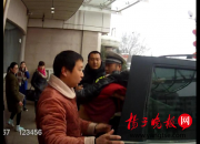 <b>安徽母女食物中毒 徐州交警横跨市区开辟生命通</b>