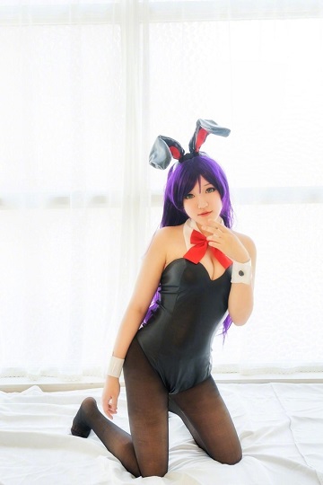 魅惑游戏美女傲人胸围魔鬼身段制服情趣诱惑展