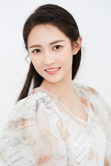 仙气十足美女逆天侧颜挺乳御姐极品尤物图片