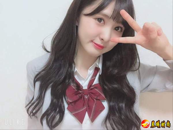 全都是00后的萌妹子