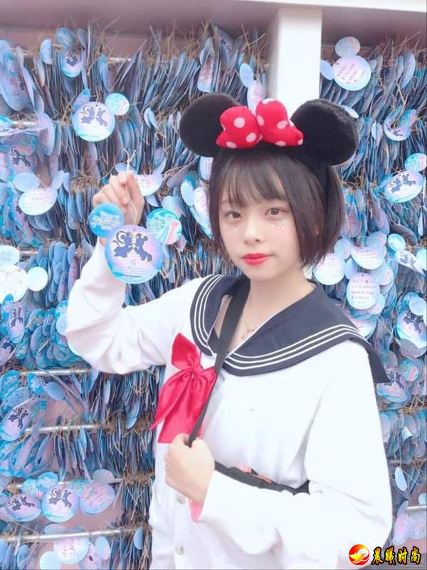 全都是00后的萌妹子