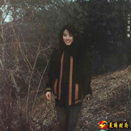 20年前美女长这样？“韩国逆天母女”照片疯传