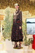 歌莉娅发布2018夏季女装 全新绿野星踪概念店亮相