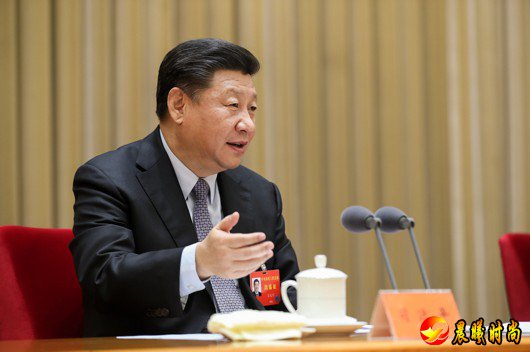  从顶层设计和基层探索的关系看 