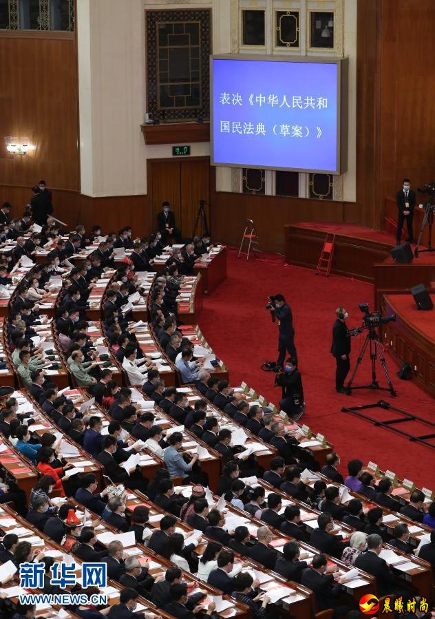 新华社记者 李钢 摄 这是7月1日