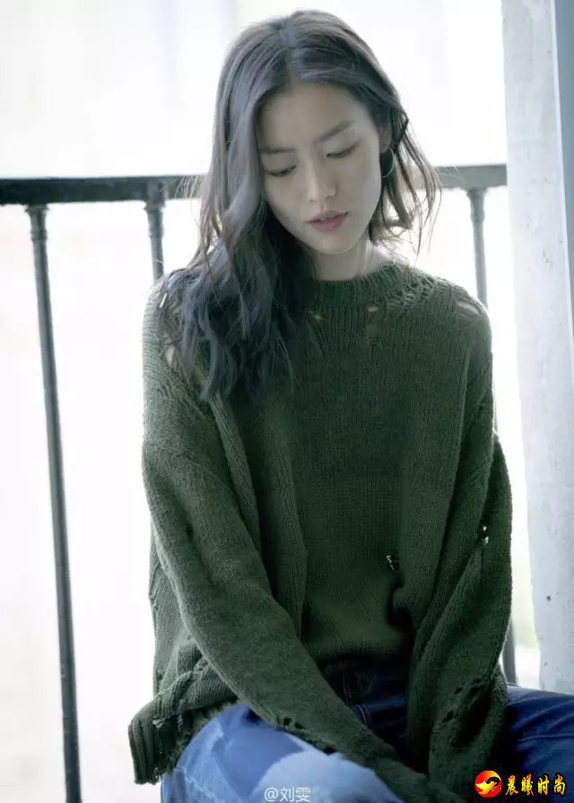 2018秋冬5大流行趋势抢先看，下半年就该这样穿！！(图19)