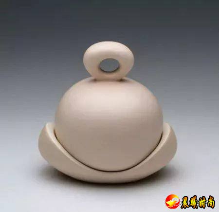 2019流行色趋势，明年穿什么颜色才够时髦？(图27)